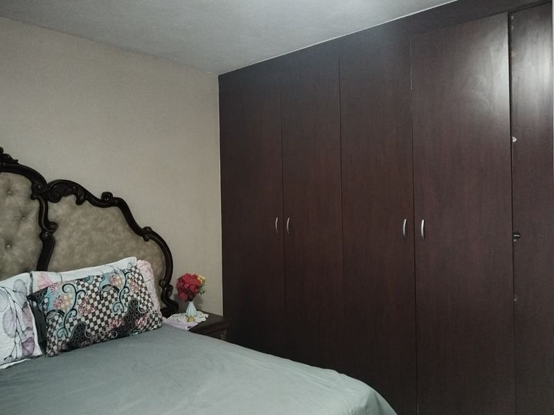 Stylish & Convenient 2‐Bedroom Apartment in Roodia – Heart of Potchefstroom! - Photo 8