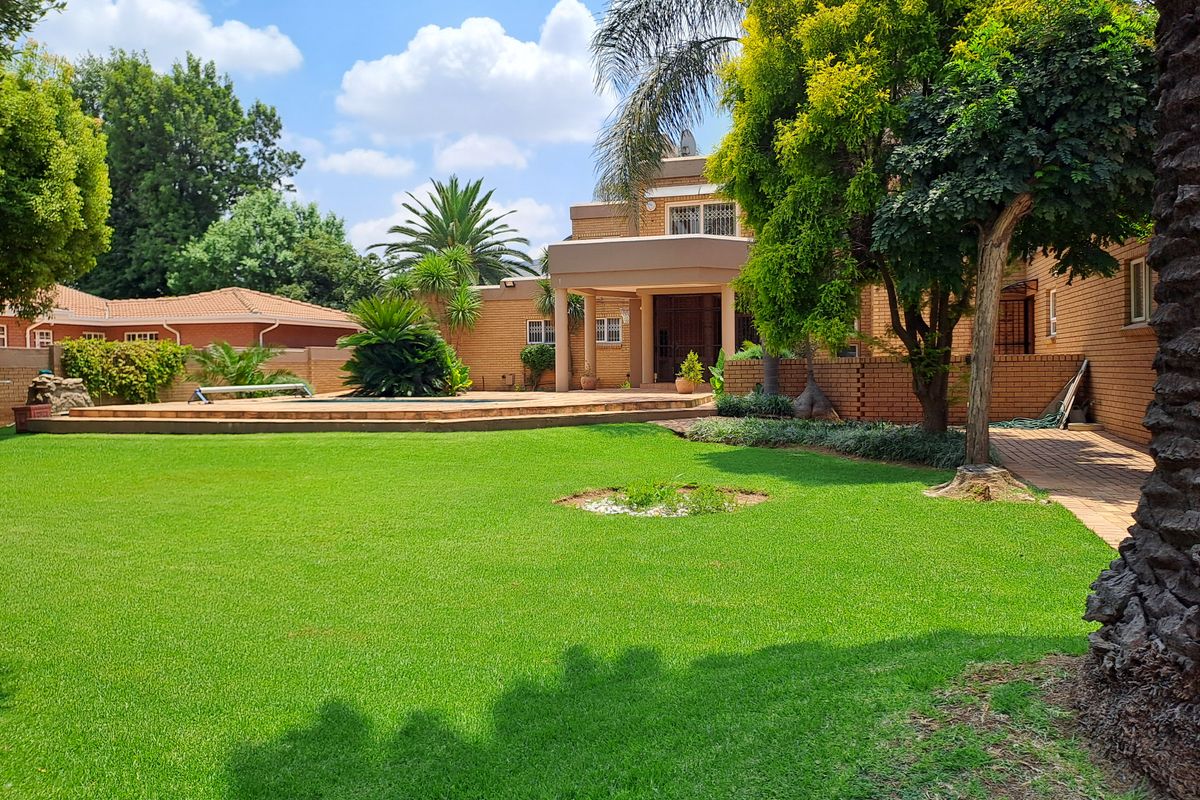 Double Storey,  Residencial 1, Conventional - Photo 3