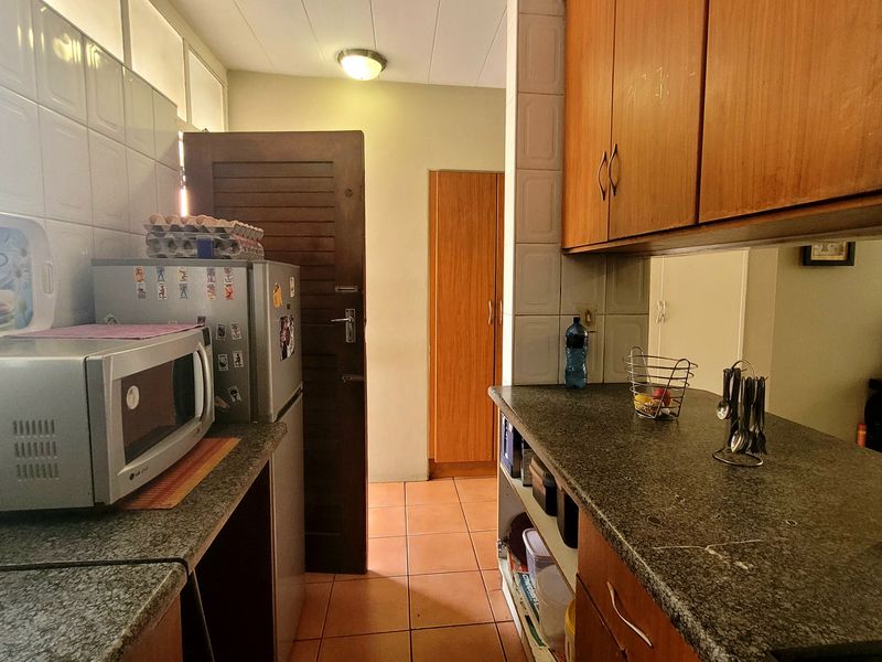 Comfort Meets Value In This  Lovely Property - Photo 4