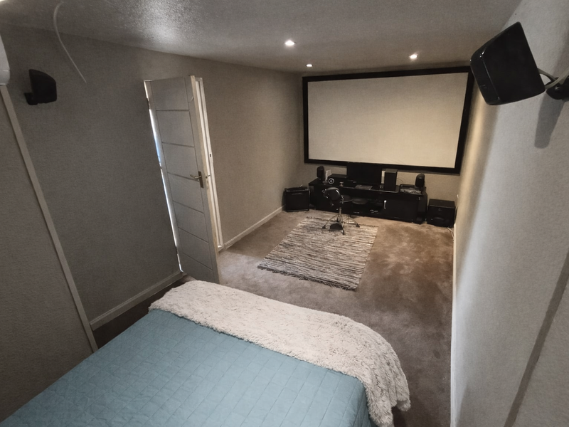 Dual Mandate. Beautiful Family Home with Scenic Views in Rockcliff Estate - Photo 8