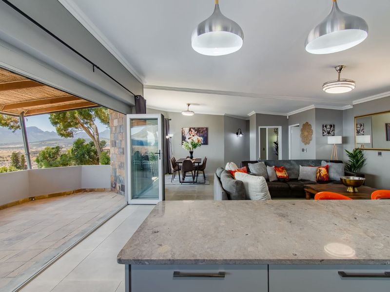 Brand New 4-Bedroom Fully Furnished House for Rent – Gordon's Bay - six month lease only! - Photo 6