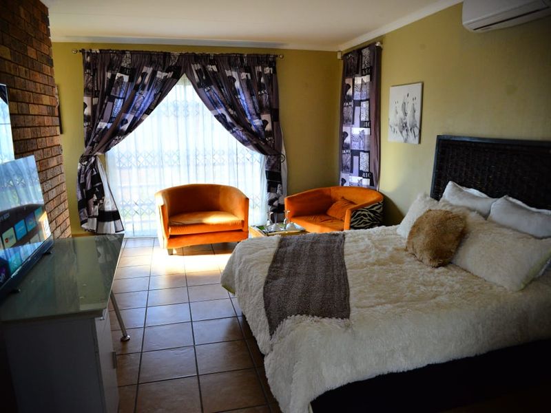 Secure Family Living - Photo 8
