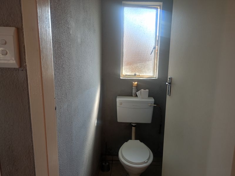 Freehold For Sale In Vereeniging - Photo 10