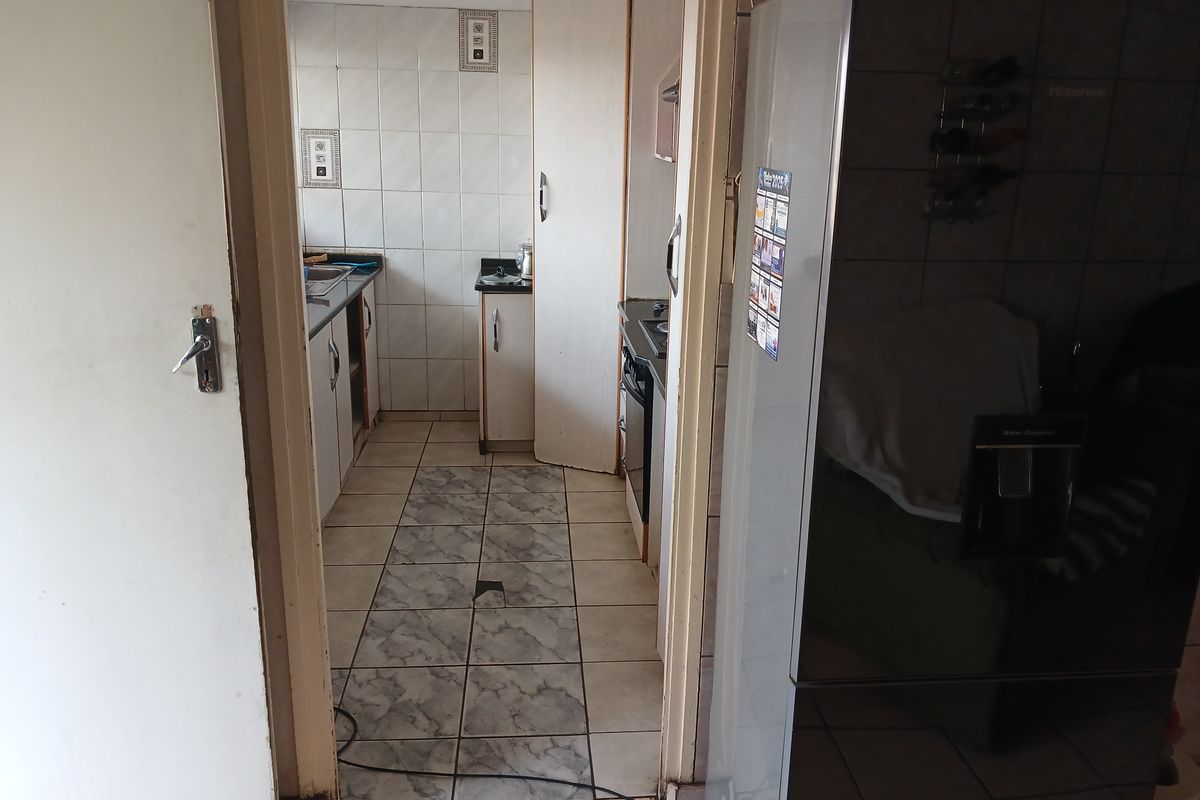 Flat for sale in Huttenheights - Photo 2