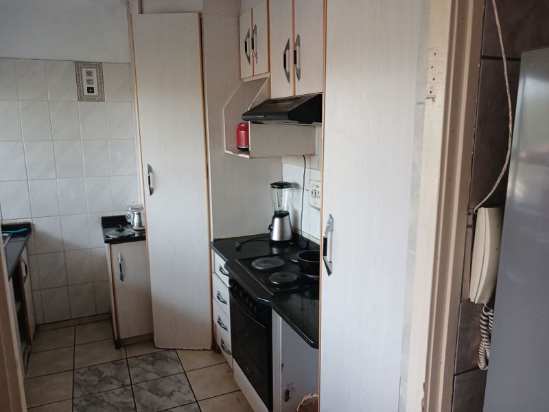 Flat for sale in Huttenheights - Photo 3