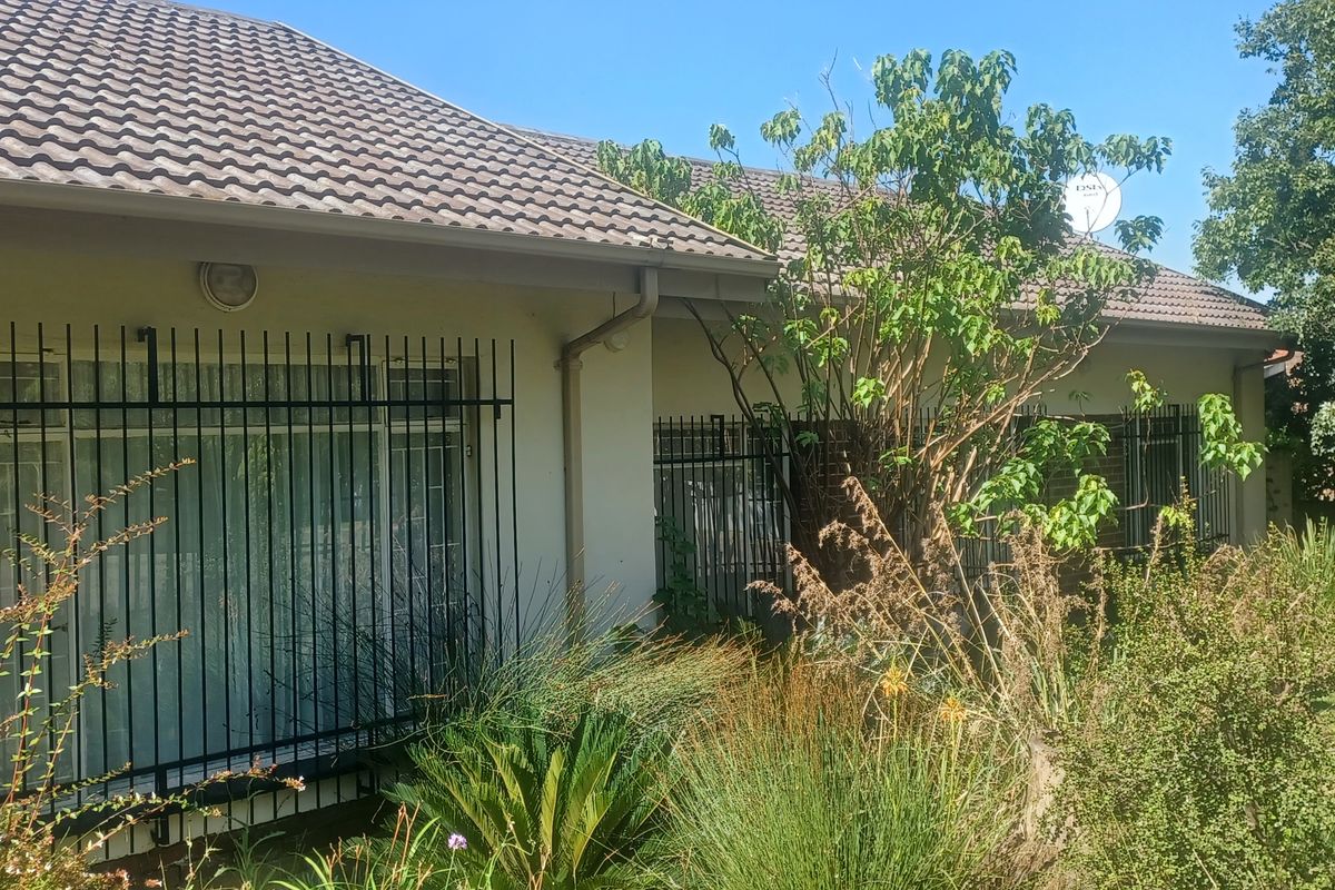 Lovely  3 bedroom house in quiet area - Photo 3