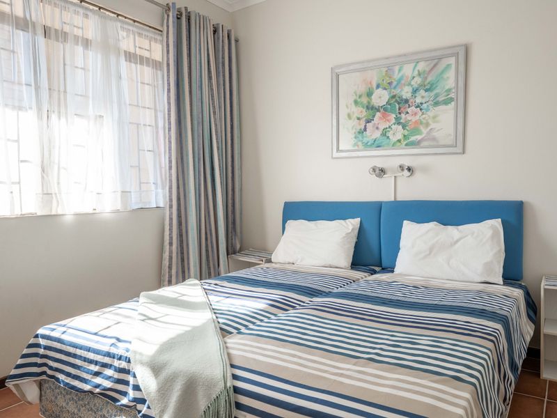 Prime Position, Sea Views & Golf Course Outlook - Photo 4