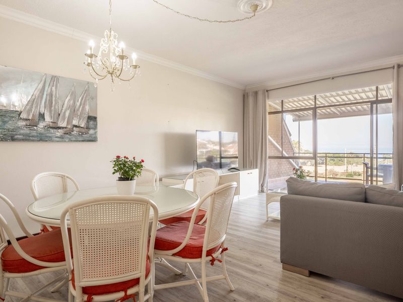 Prime Position, Sea Views & Golf Course Outlook - Photo 10