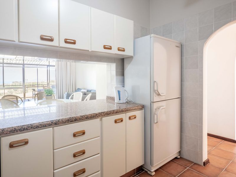 Prime Position, Sea Views & Golf Course Outlook - Photo 9