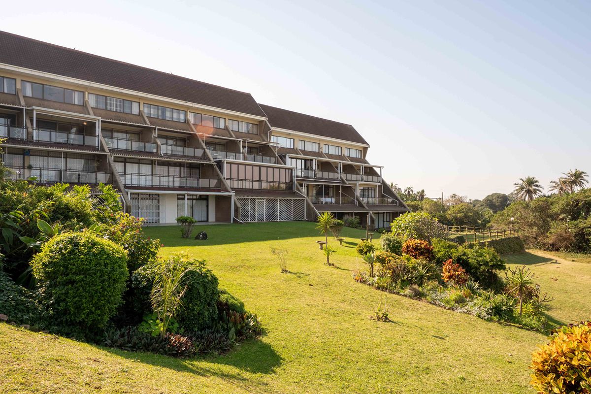 Prime Position, Sea Views & Golf Course Outlook - Photo 2