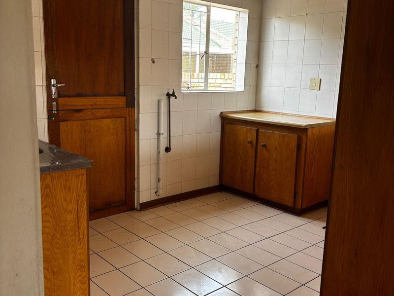 Low-maintenance gem in Aliwal North - Photo 7