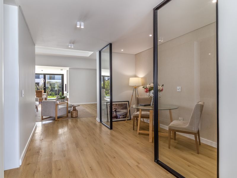 Stunning 4-Bedroom Luxury Home For Sale in The Acres , Pearl Valley Golf & Country Estate - Photo 5