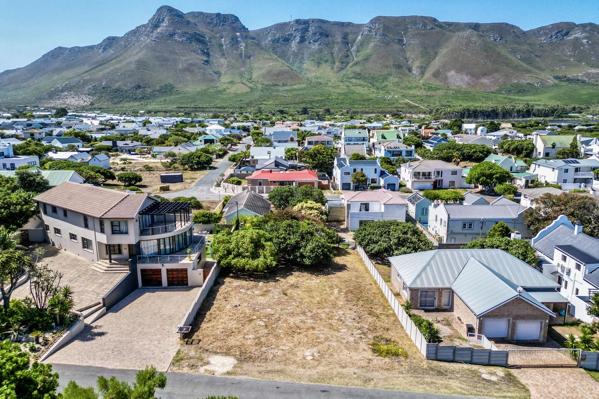 Rare Elevated Stand with Panoramic Mountain & Sea Views - Photo 5