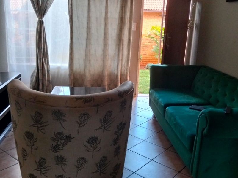 You’ll Want To Live Here! - Photo 7