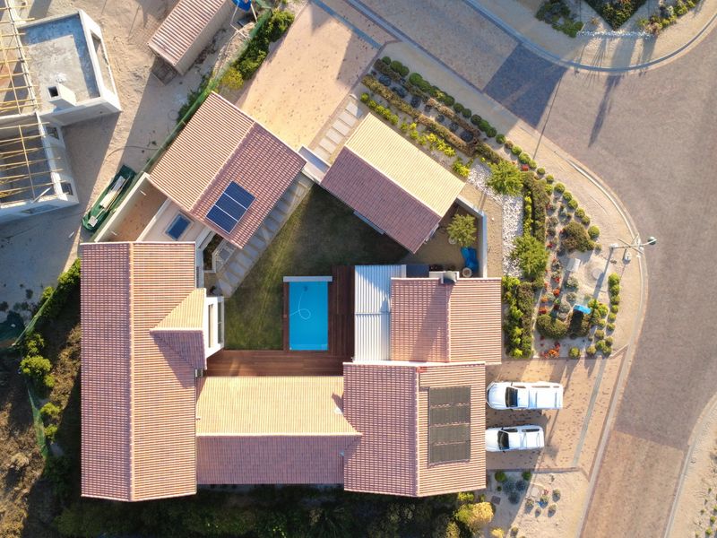 One Home, Many Lifestyles, Boat Garaging and True Privacy - Photo 6