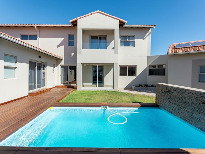 One Home, Many Lifestyles, Boat Garaging and True Privacy - Photo 2