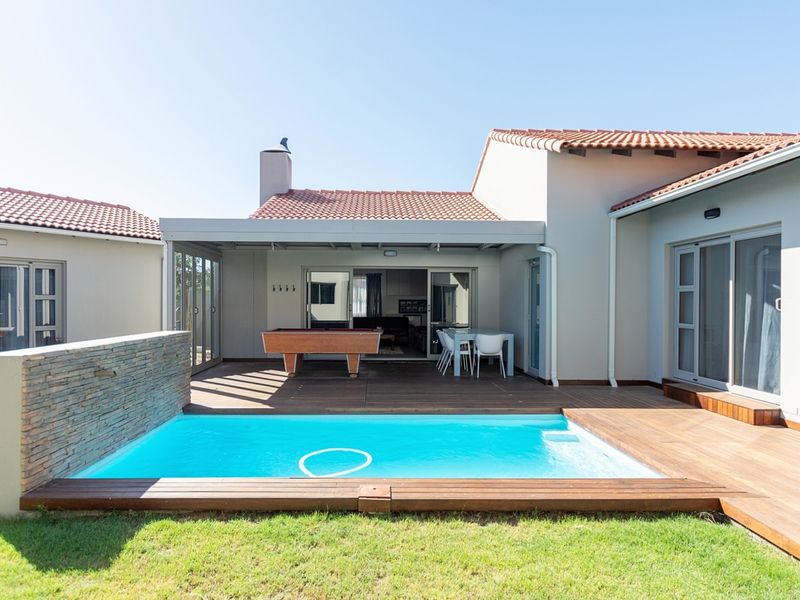 One Home, Many Lifestyles, Boat Garaging and True Privacy - Photo 3