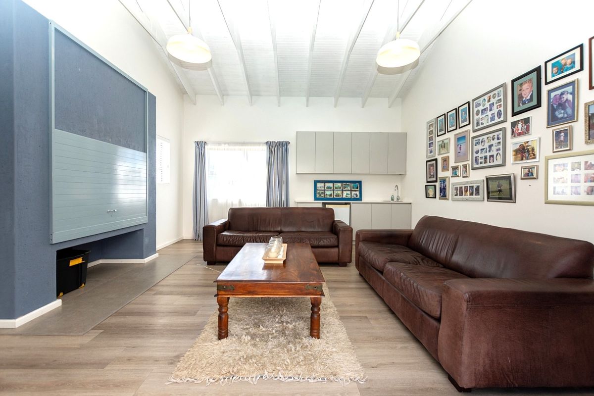 One Home, Many Lifestyles, Boat Garaging and True Privacy - Photo 5