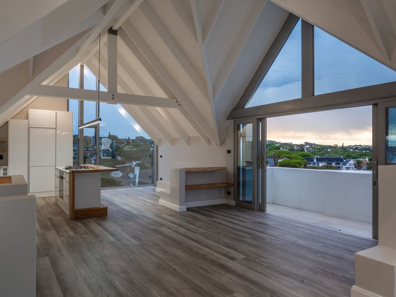 Absolute Prime Position with stunning views! - Photo 9