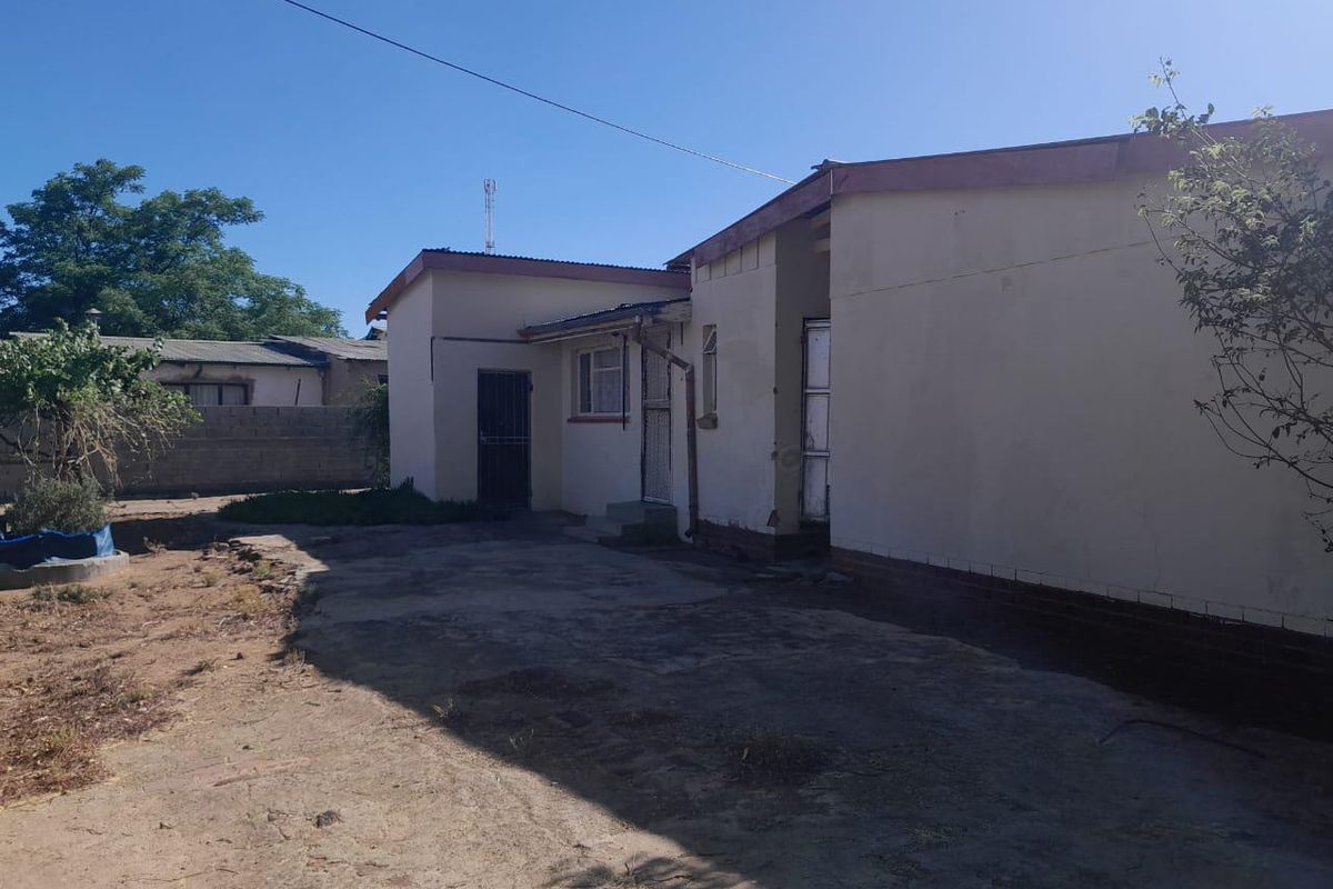 Endless Potential Awaits - Your Dream Home Starts Here! - Photo 2