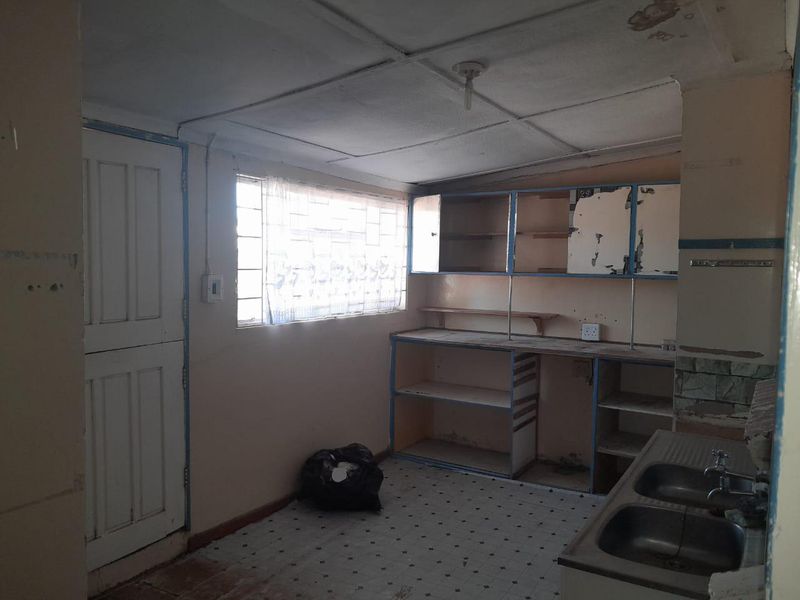 Endless Potential Awaits - Your Dream Home Starts Here! - Photo 5