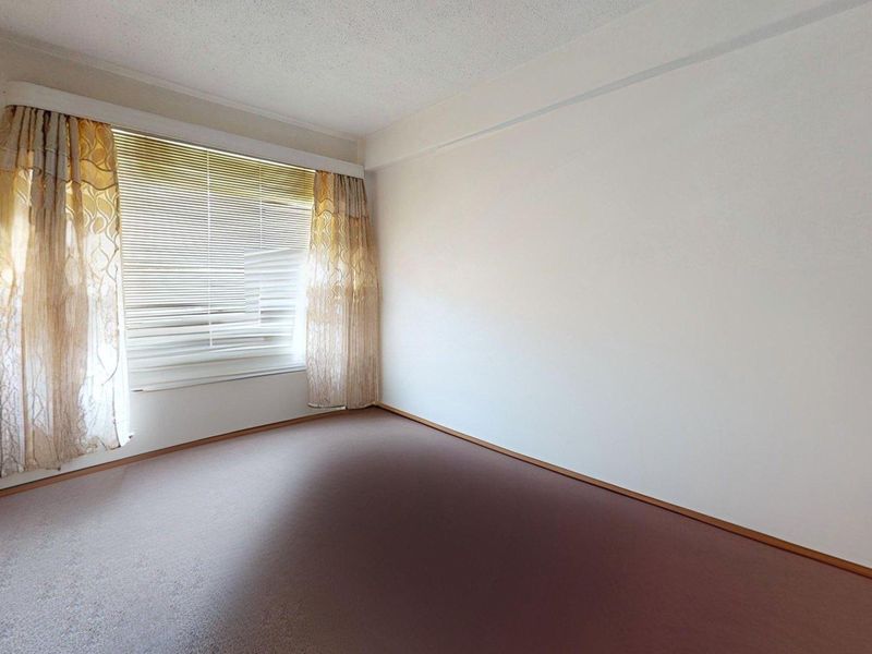 High-Demand 2-Bedroom Apartment in Potchefstroom Central - Photo 8