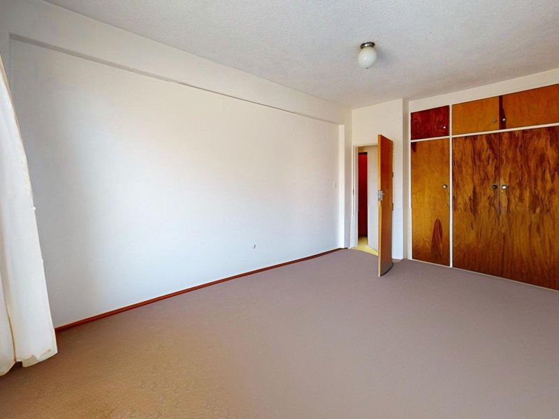 High-Demand 2-Bedroom Apartment in Potchefstroom Central - Photo 6