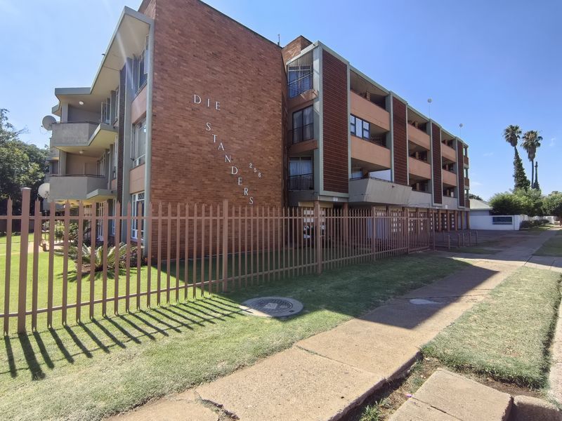 High-Demand 2-Bedroom Apartment in Potchefstroom Central