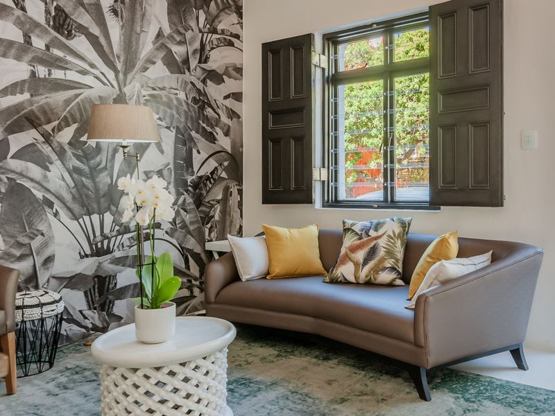 Cozy Two Bedroom Home - Photo 4