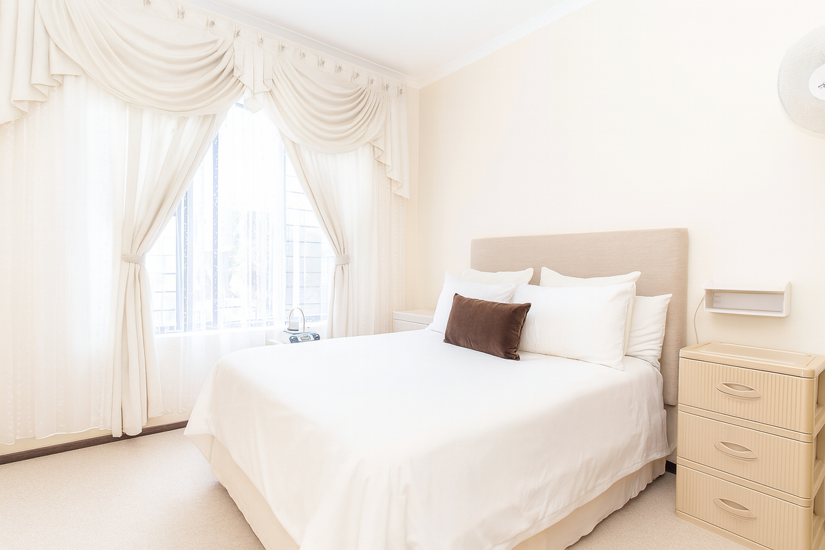 Modern 2 Bed 2 Bath Apartment with Backup Power in Prime Olivedale - Photo 5