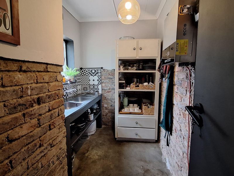 House close to CBD for sale - Photo 8