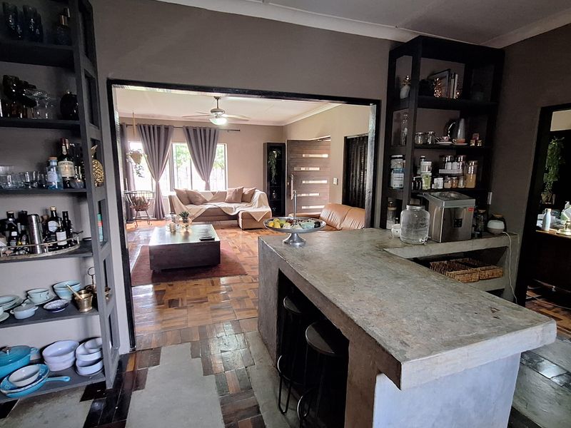 House close to CBD for sale - Photo 6