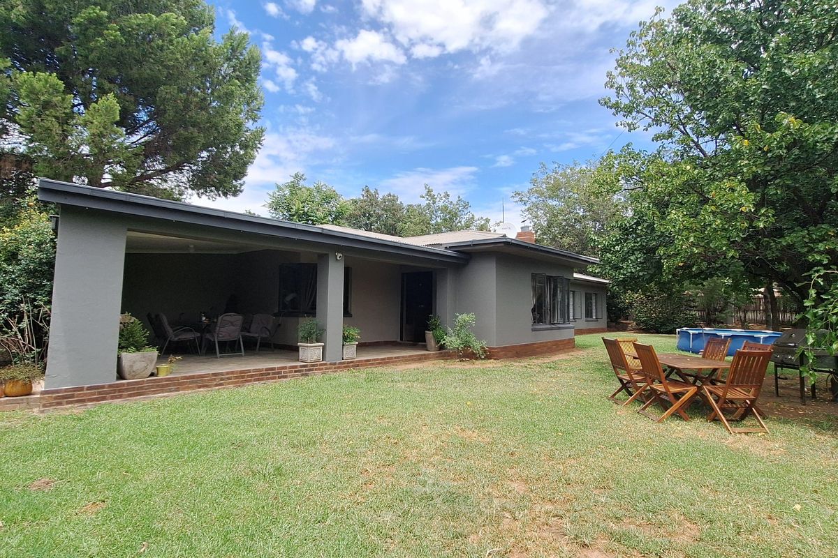 House close to CBD for sale - Photo 2