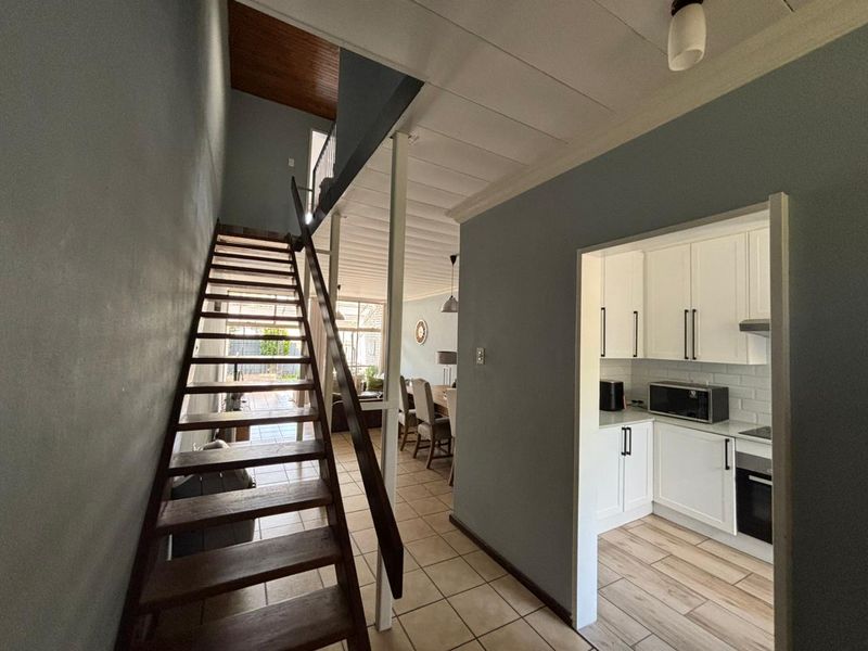 Just listed - Photo 10