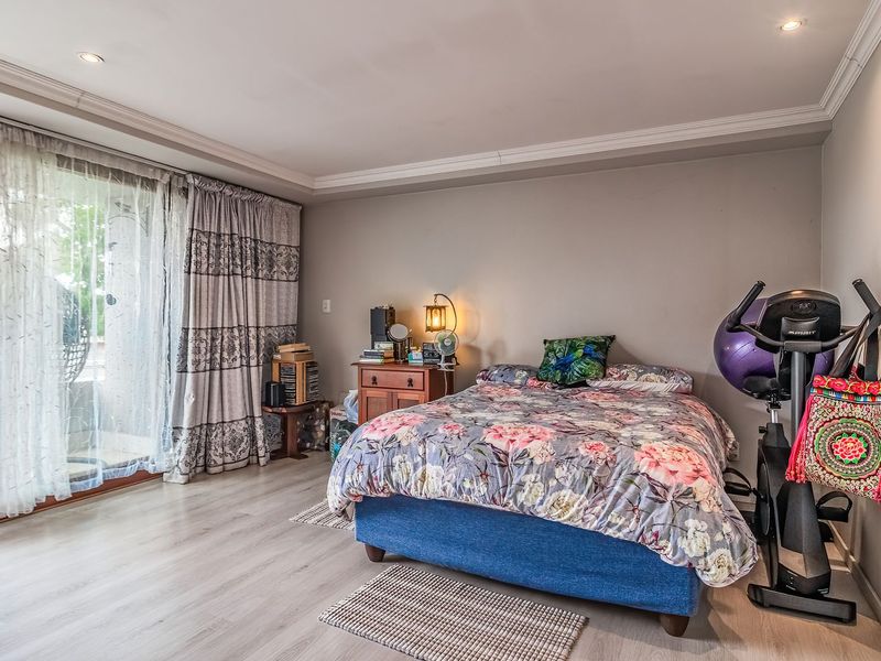 Three Bed Home in our Rory Byrne Enclosure. Newly Renovated - Photo 8