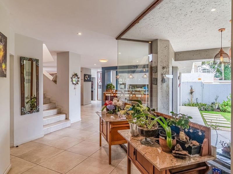 Three Bed Home in our Rory Byrne Enclosure. Newly Renovated - Photo 4