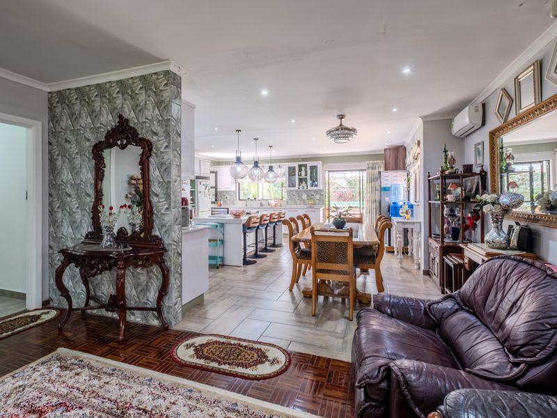 A Durban North Home Worth Your Consideration - Photo 6