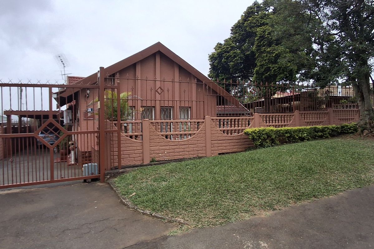 3 Bedroom Family Home - Photo 2