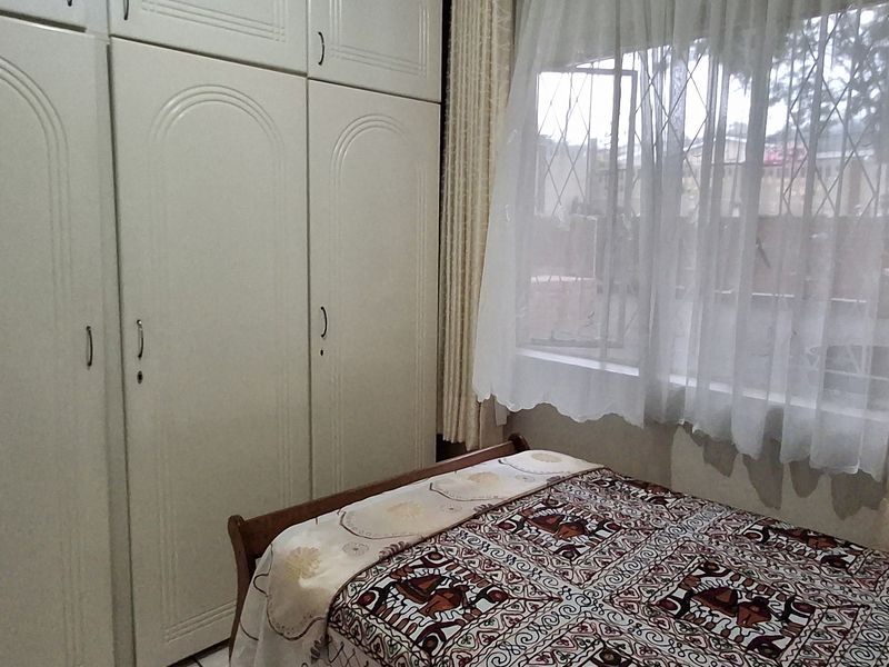 3 Bedroom Family Home - Photo 6