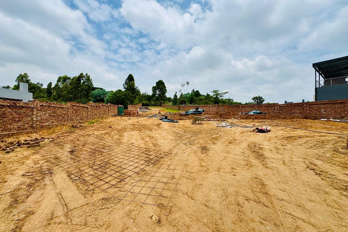 Modern 3-Bedroom Family Home in Zambezi Manor Lifestyle Estate - Photo 4