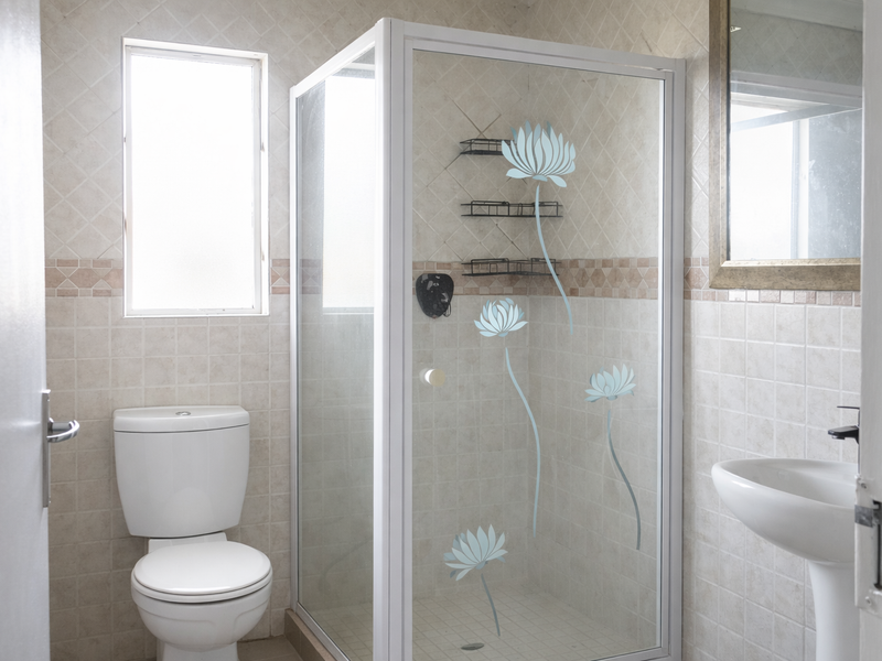 Warm Modern Family Home - Photo 10