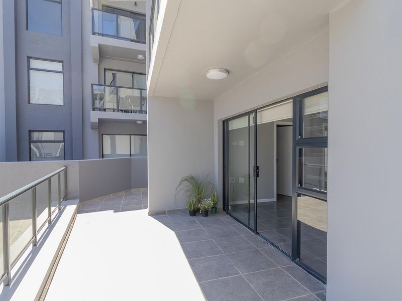 Two bedroom apartment walking distance from Laguna Mall - Photo 3