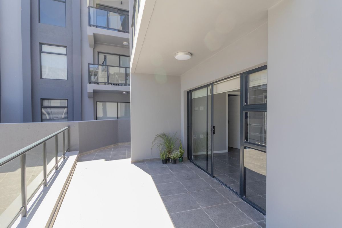 Two bedroom apartment walking distance from Laguna Mall - Photo 3