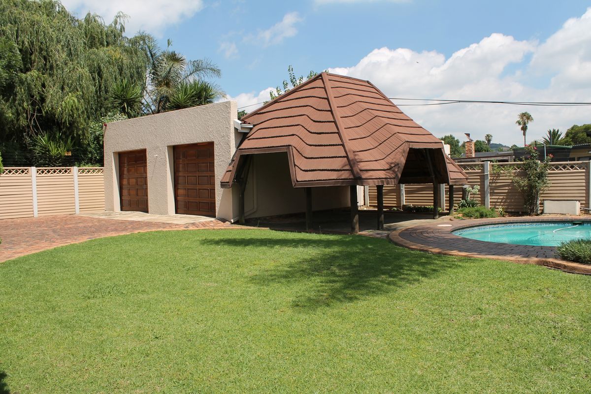 Space, Style & Security in the Heart of Randhart - Photo 4