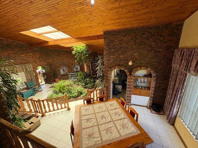 Prime Investment Property for Sale in Schuinshoogte - Photo 6