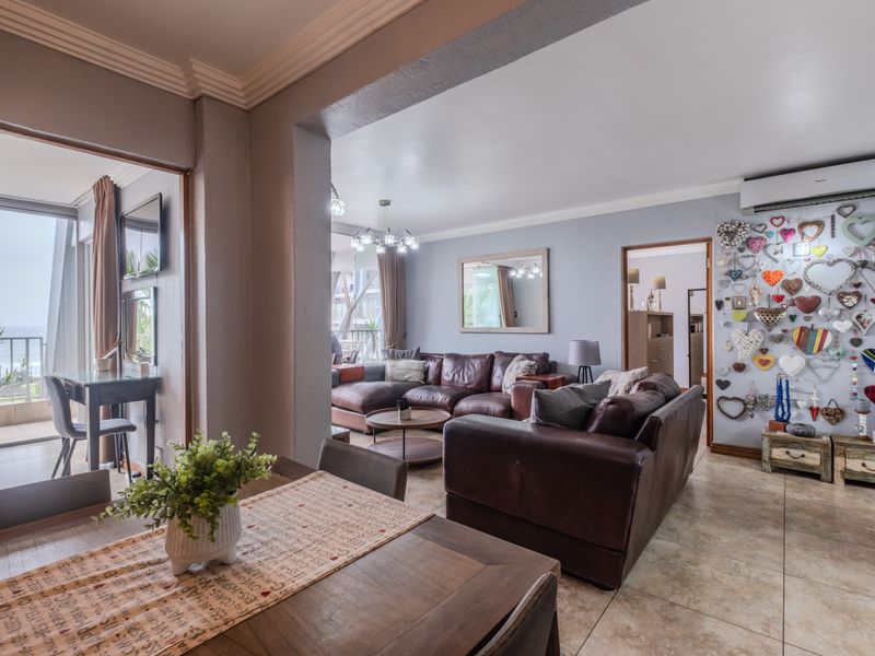 BREATHTAKING UNIT! - Photo 7