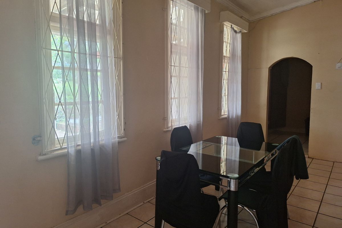 Attention Investors - Photo 4