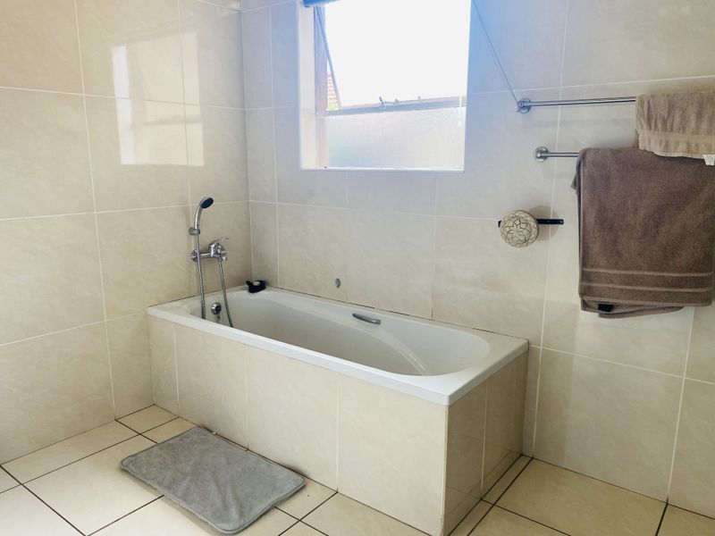 Exclusive Mandate - Photo 8