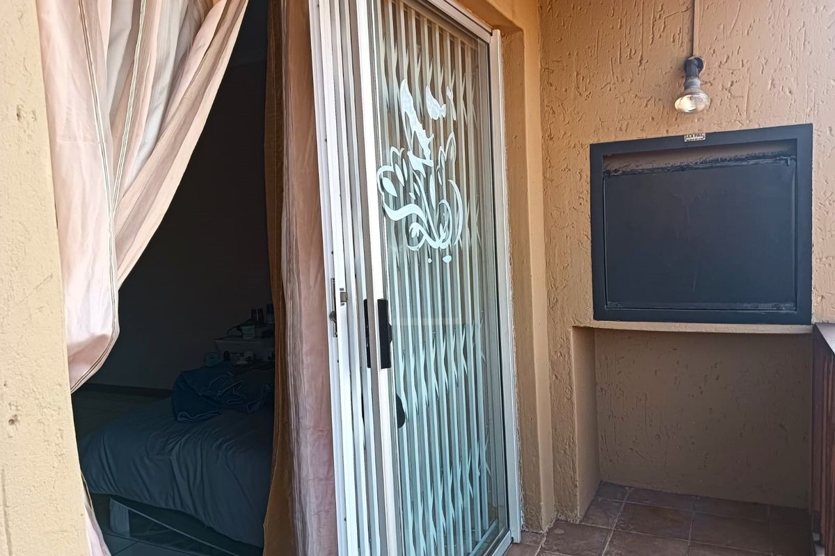 Exclusive Mandate - Photo 3