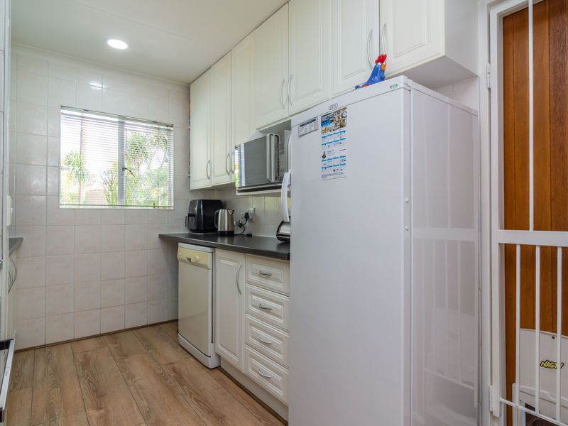 Neat as a Pin – Move Right In! - Photo 7